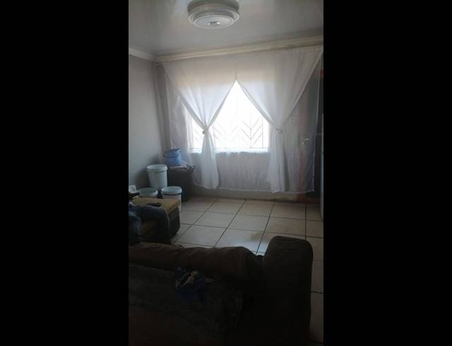 2 BEDROOM HOUSE FOR SALE IN PHUTHADITJABA